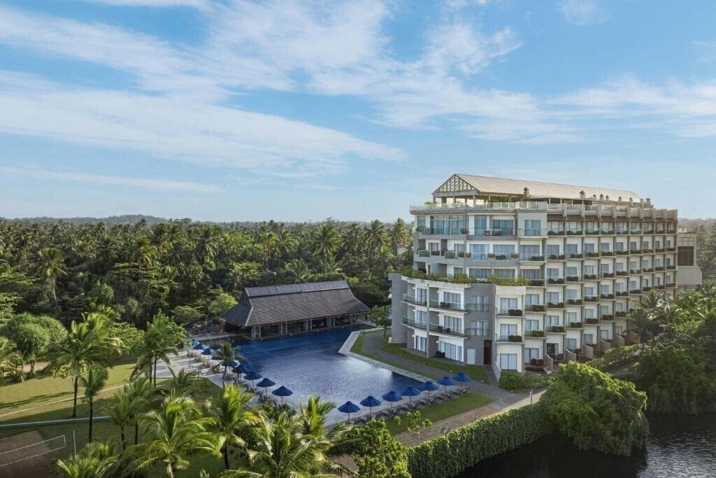 Фото Sheraton Kosgoda Turtle Beach Resort 5*