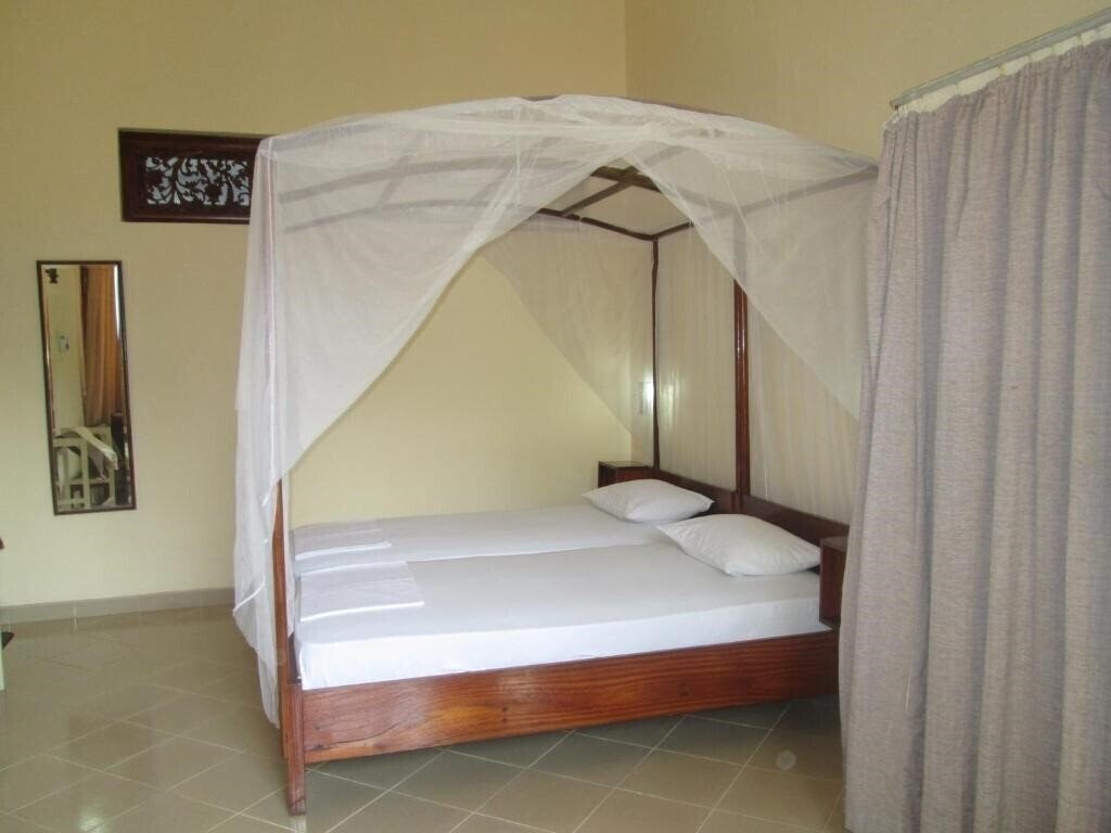 Отель Tandem Guest House 2*