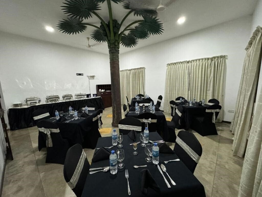 Картинка Palazzo Hikkaduwa 3*