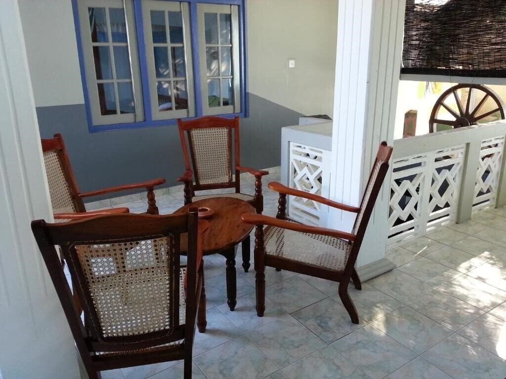 Фотографія Main Reef Guest House 2*