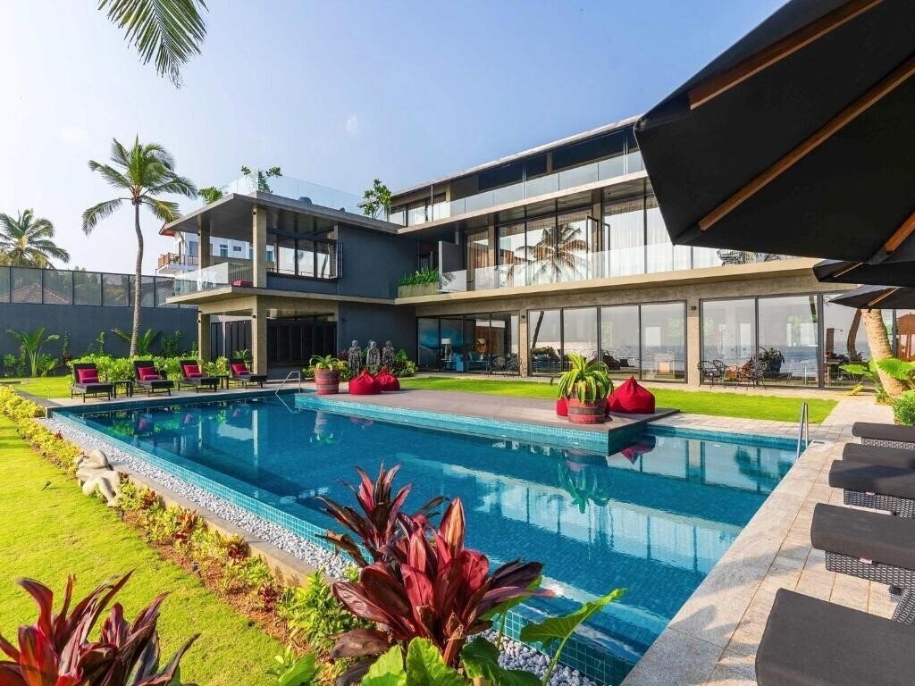 Готель Dormero Hotel 4*