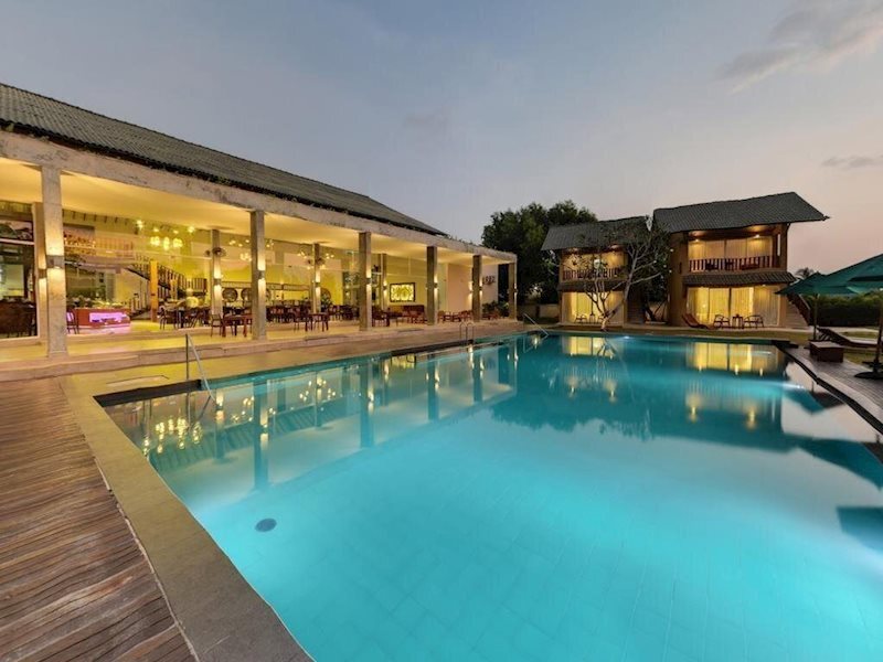 Готель South Lake Resort 3*