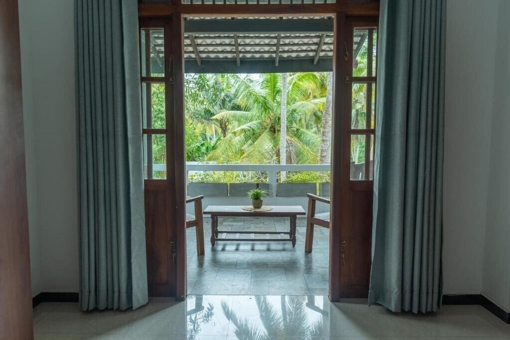 Зображення Surf & Zen 4*