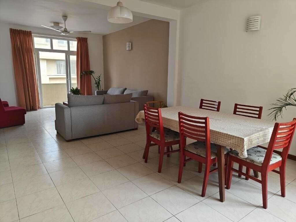 Фотографія Palmyrah Residencies 3*