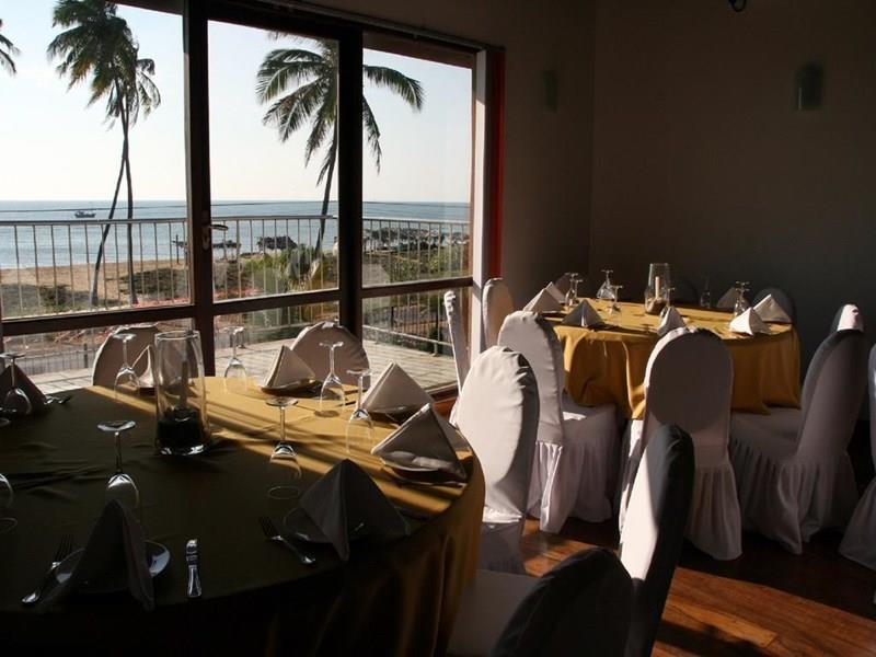 Картинка C & I Beach Hotel Chilaw 4*