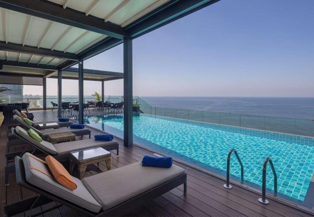 Готель Radisson Hotel Colombo отель без категории