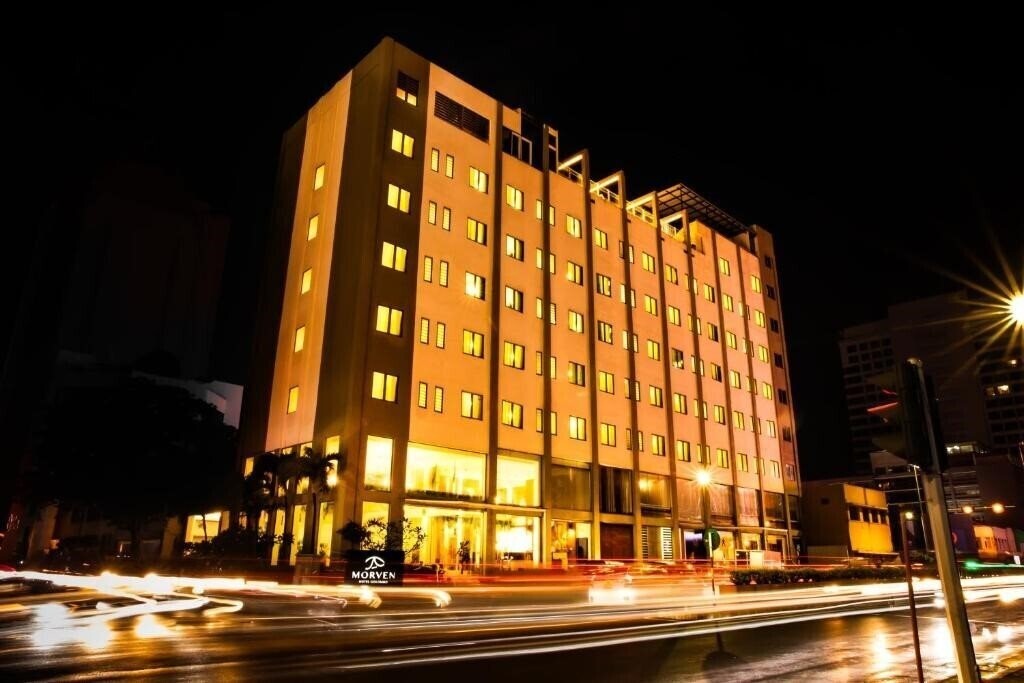 Готель Morven Hotel Colombo 4*