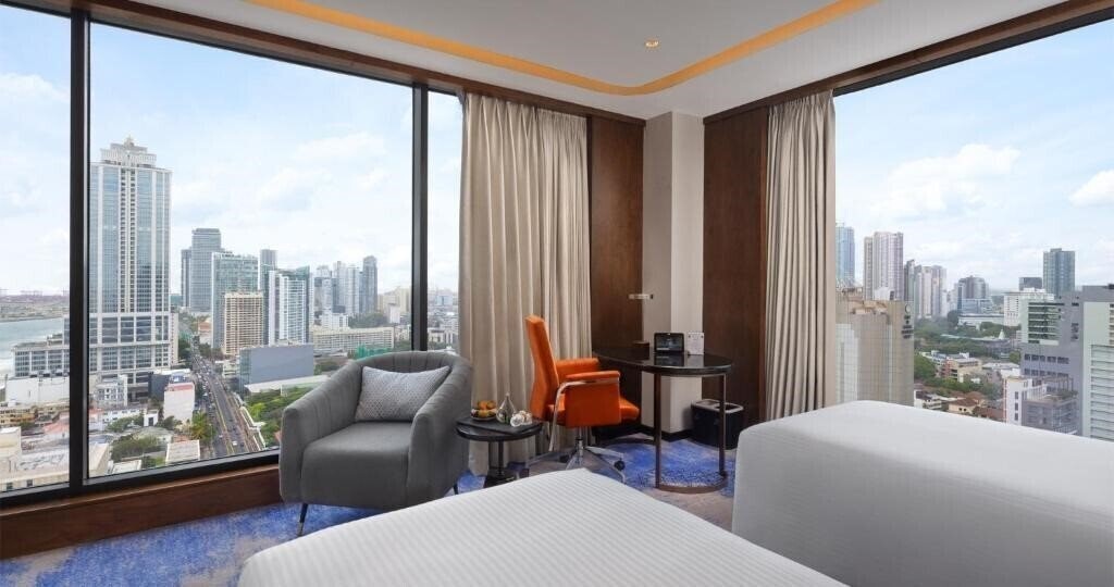 Фото Amari Colombo 5*