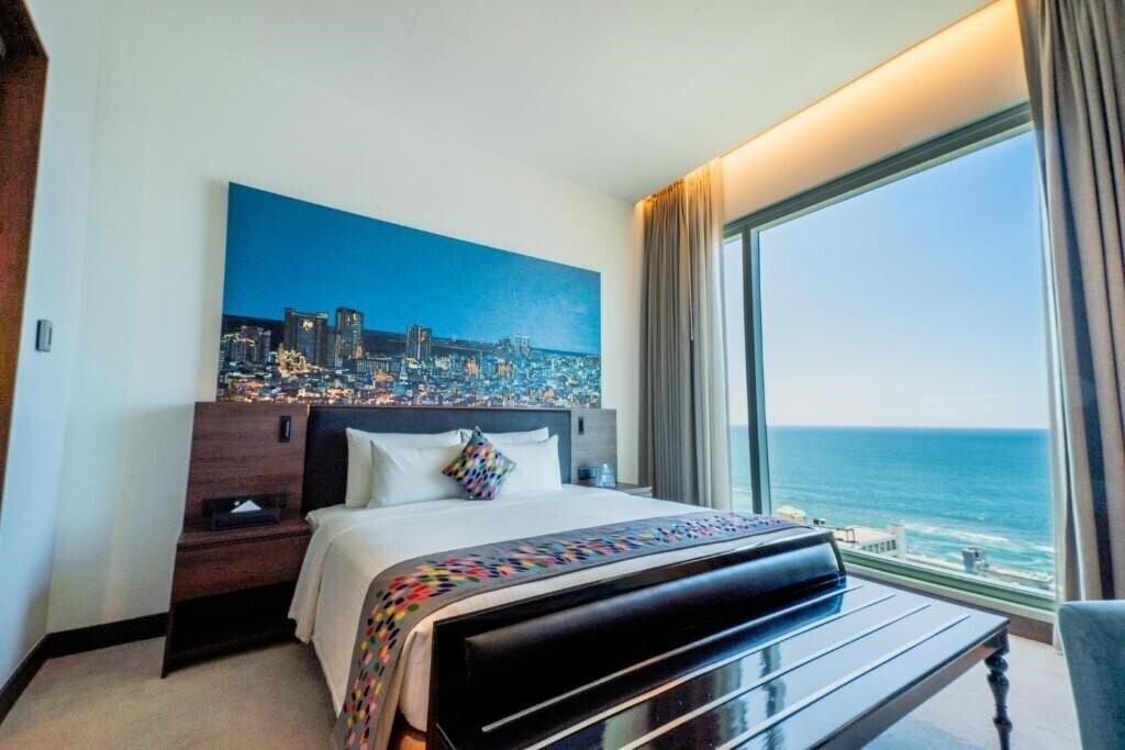 Отель Sofia Colombo City Hotel 4*