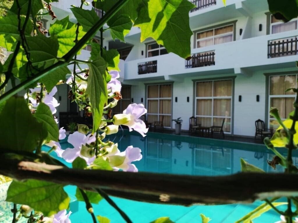 Готель Nil Diya Beach 3*