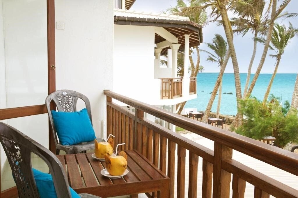Отель Beach Inns Holiday Resort 2*