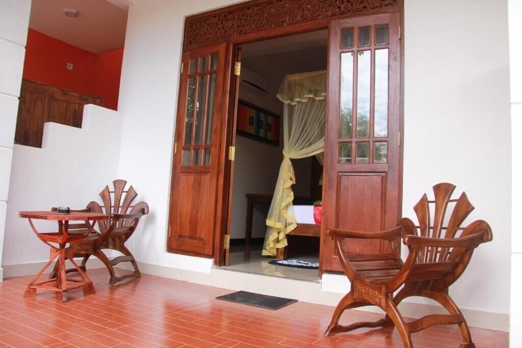 Фотография A One Calm Palace 2*