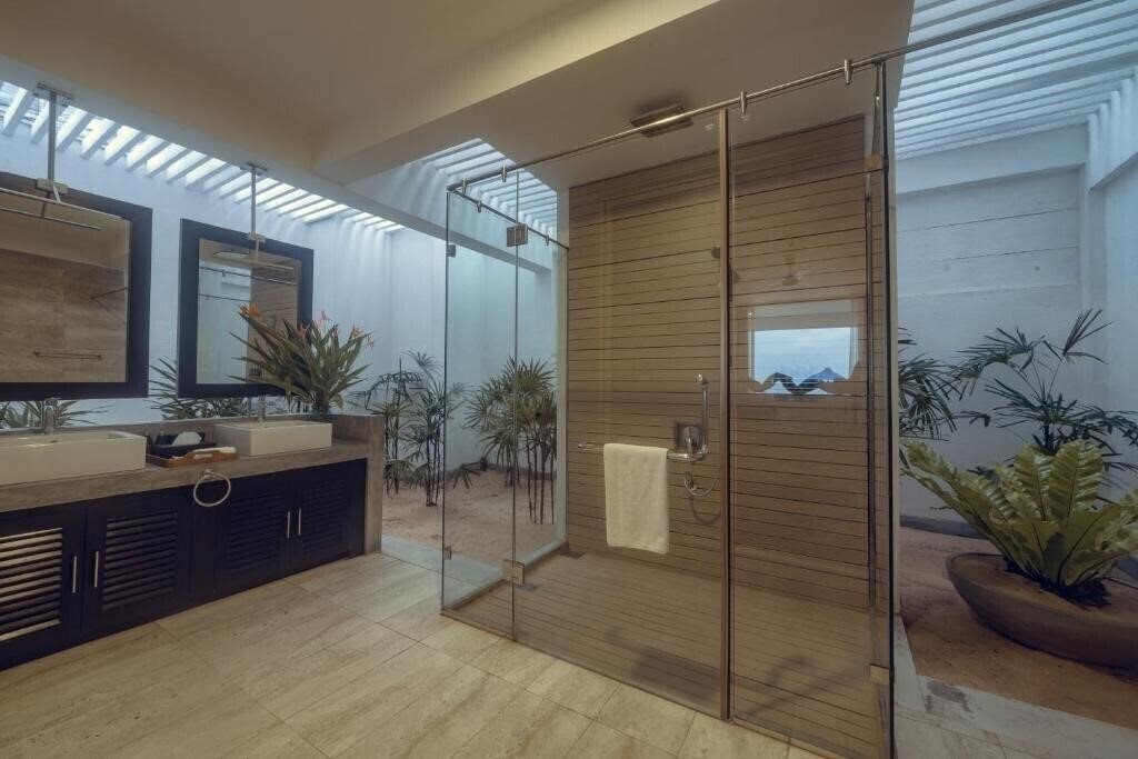 Фото The Beach House 5*