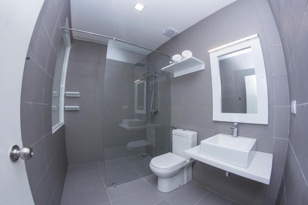 Фотографія Somerset Mirissa Beach 3*