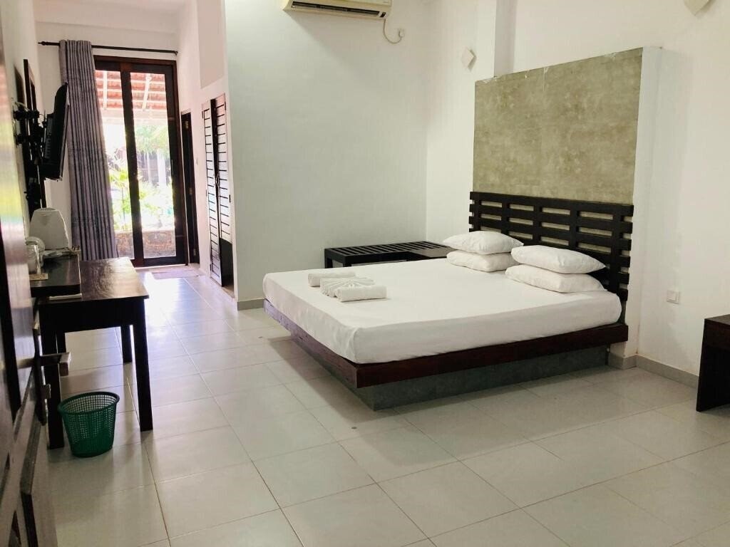 Фотографія Lavendra Villa Mirissa 3*