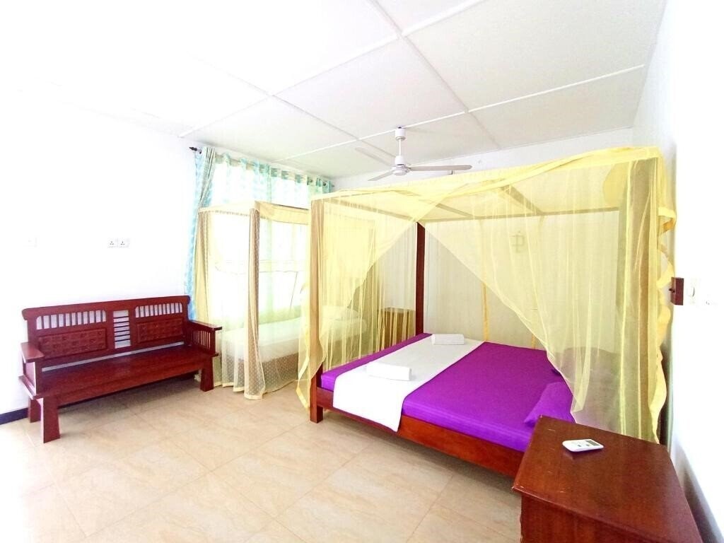 Фото Giragala Village Hotel 3*