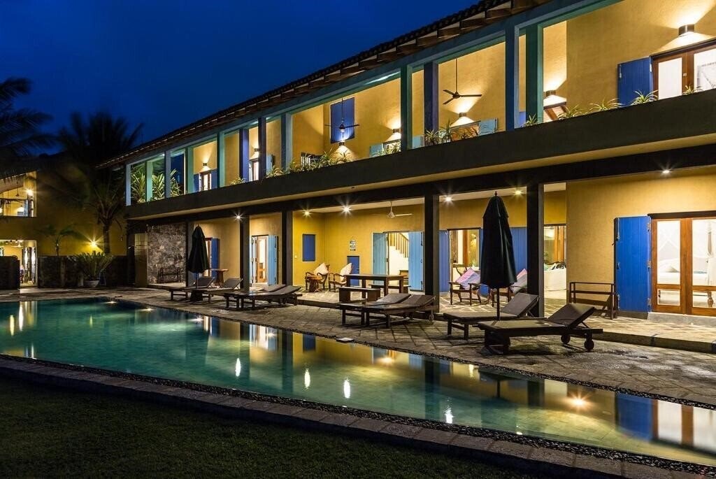 Отель Atulya Villas at Ocean's Edge 4*