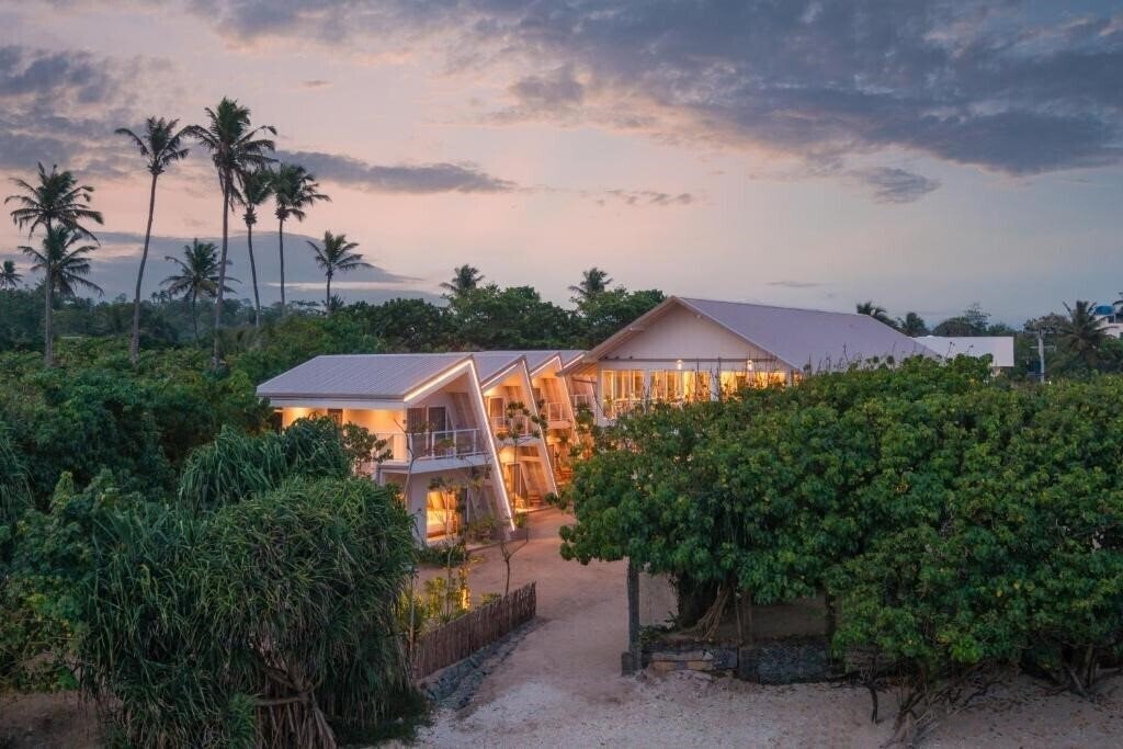 Отель Asaya Sands Mirissa 4*