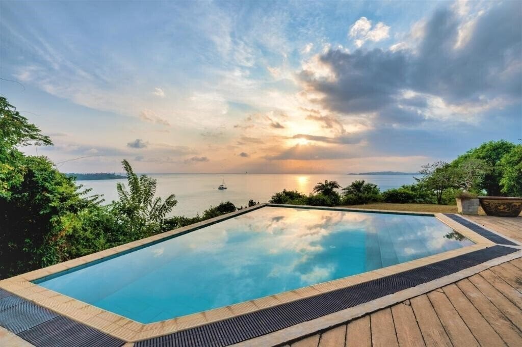 Готель Redcliffs, Mirissa by The Serendipity Collection 4*