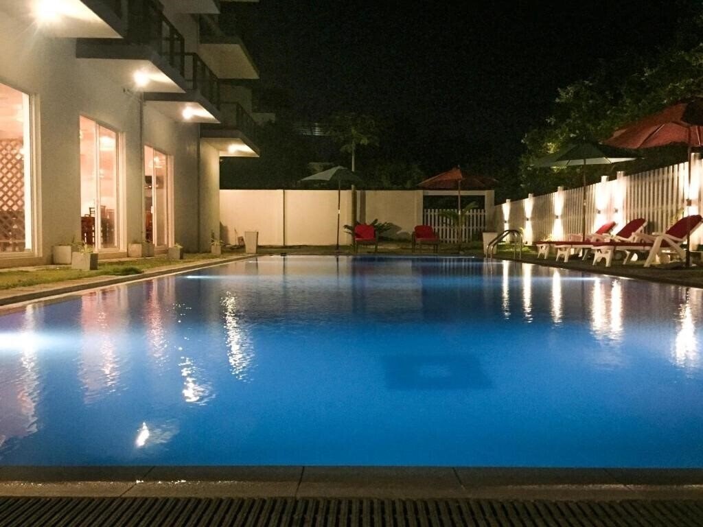 Фотографія ARA Beach Resort 3*