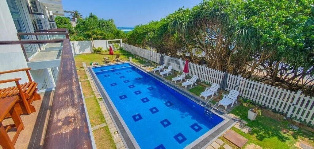 Фото ARA Beach Resort 3*