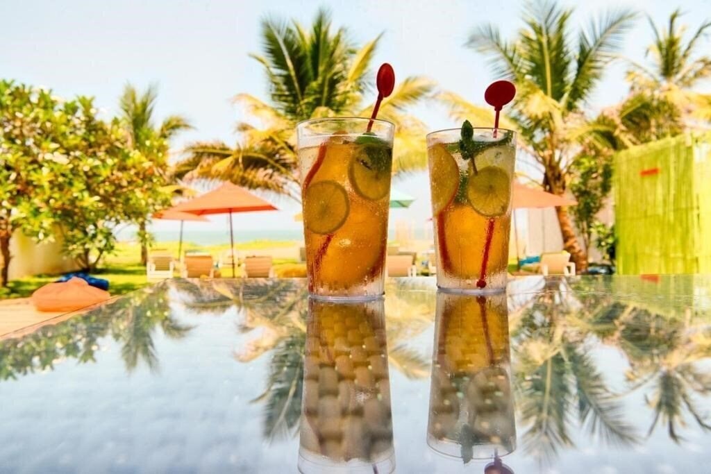 Фото J Hotel Negombo 3*