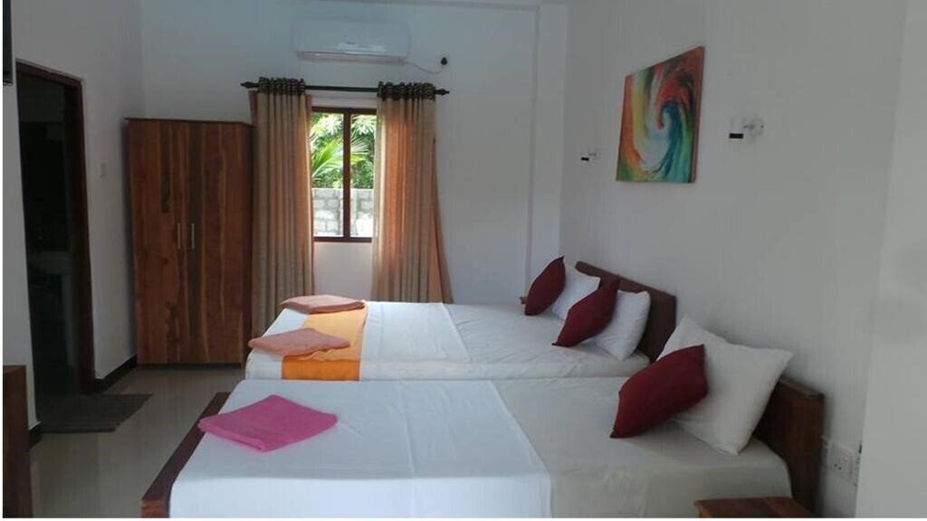 Фото Wind Mill Beach Hotel 1*