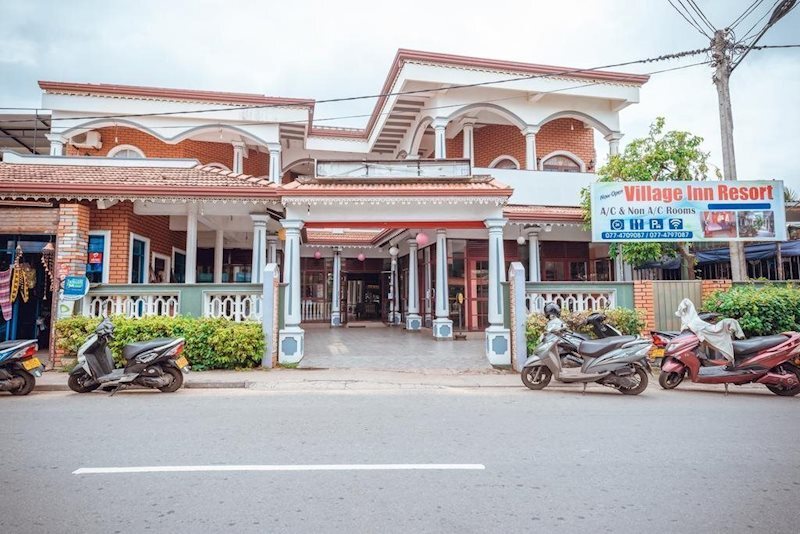 Готель Village Inn Resort 3*