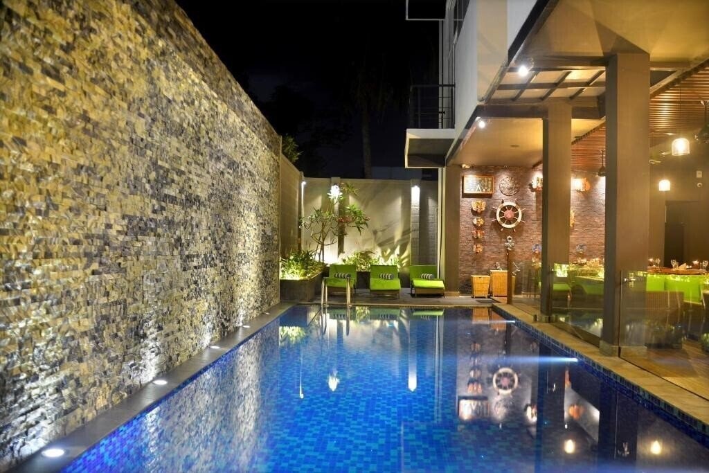 Готель Belmont Boutique 4*