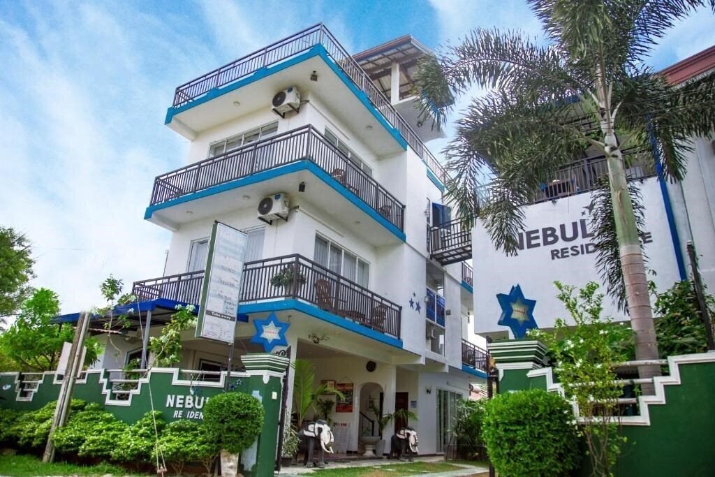 Готель Nebula Residence 3*
