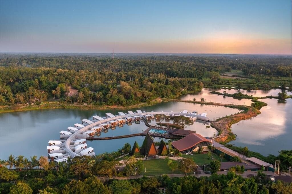 Отель Bolagala Agro Floating Resort 4*