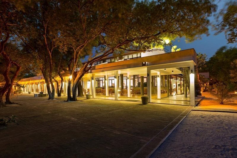 Готель Nilaveli Beach Hotel 3*