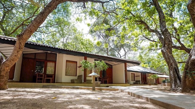 Фото Nilaveli Beach Hotel 3*