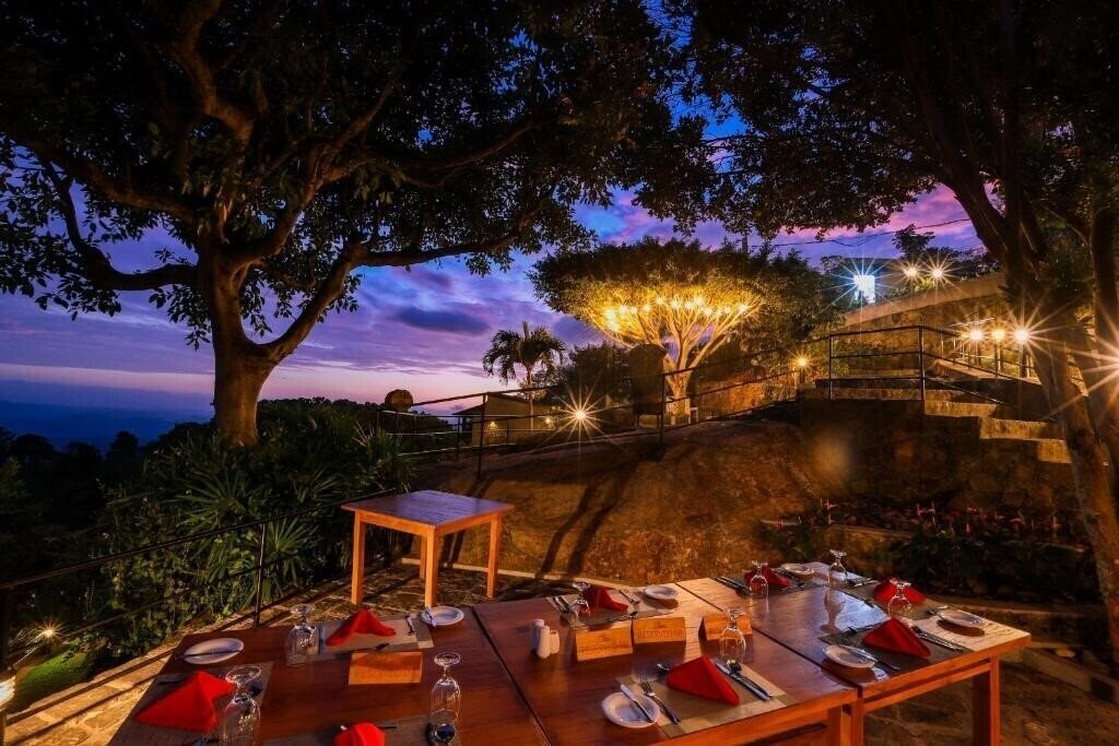 Отель Melheim Resort & SPA Haputale 4*