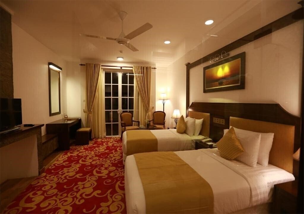 Фото The Blackpool Hotel 4*