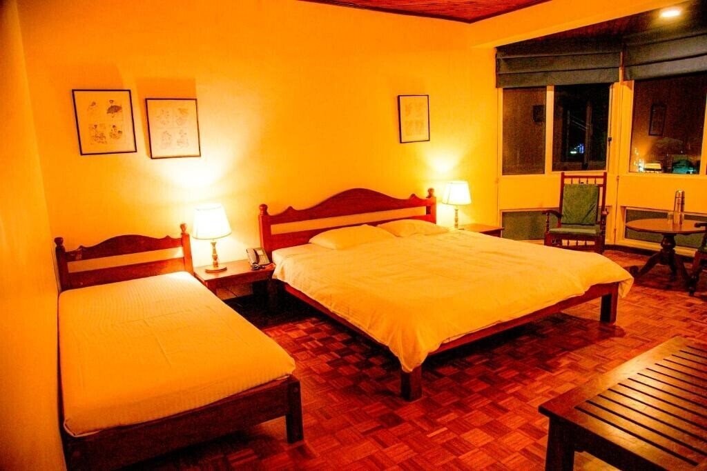 Фото Windsor Hotel 3*