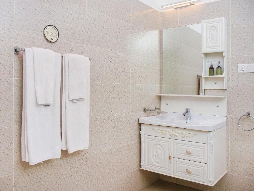 Фотографія Little England by Joes 5*