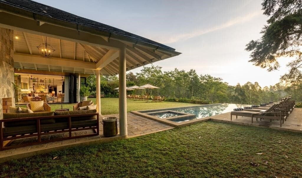 Фотография Stafford Bungalow 5*