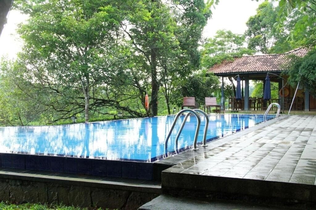 Фотография Lake Serenity Boutique Hotel Ratnapura 3*
