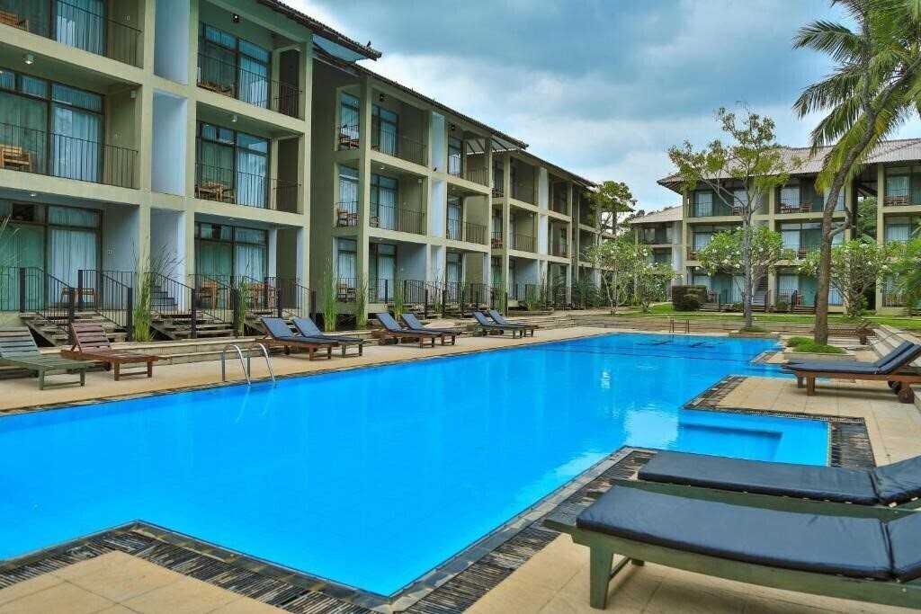Отель Fresco Water Villa Sigiriya 4*