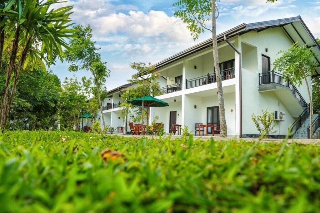 Картинка Oak Ray Elephant Lake 3*