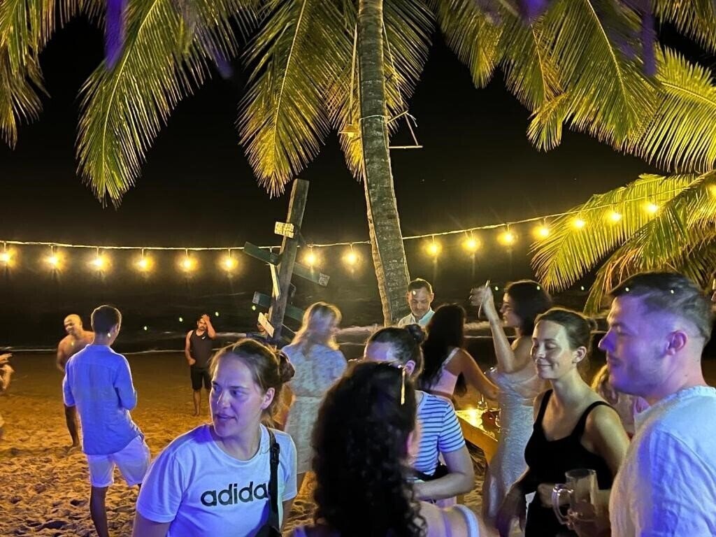 Отель Frangipani Beach Villa 4*