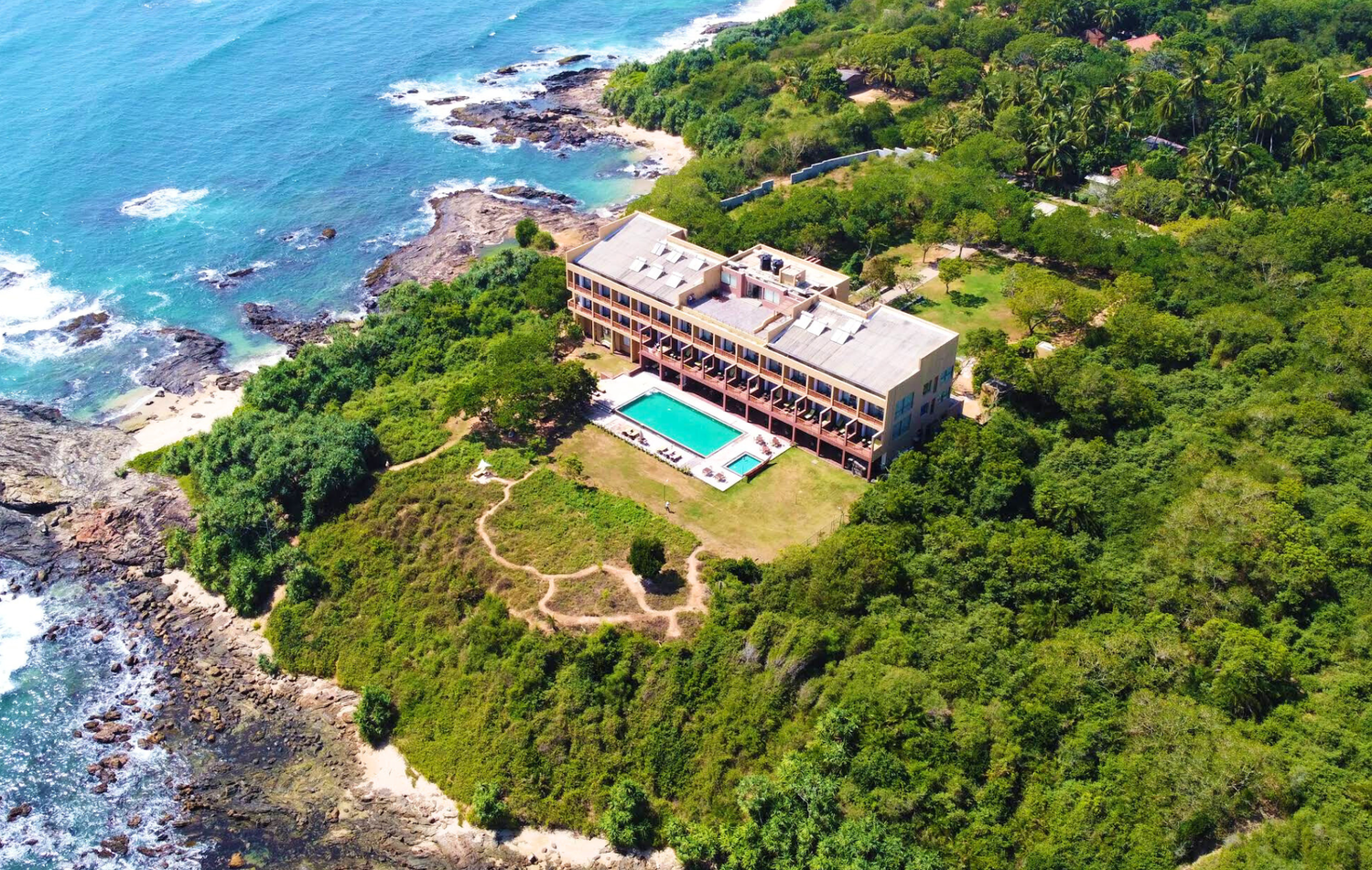 Отель Sooriya Resort & Spa 4*