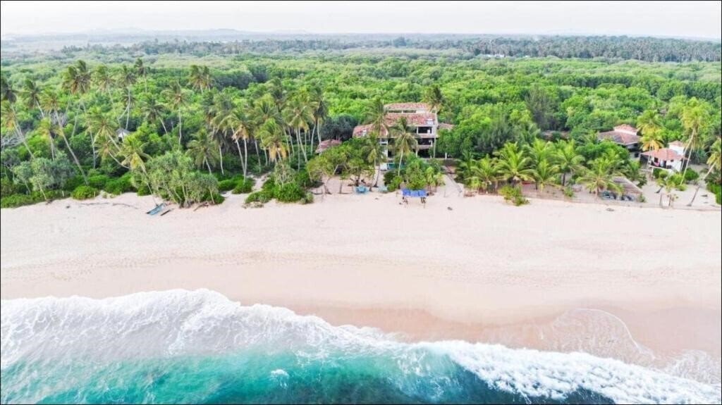 Отель Serein Beach 4*