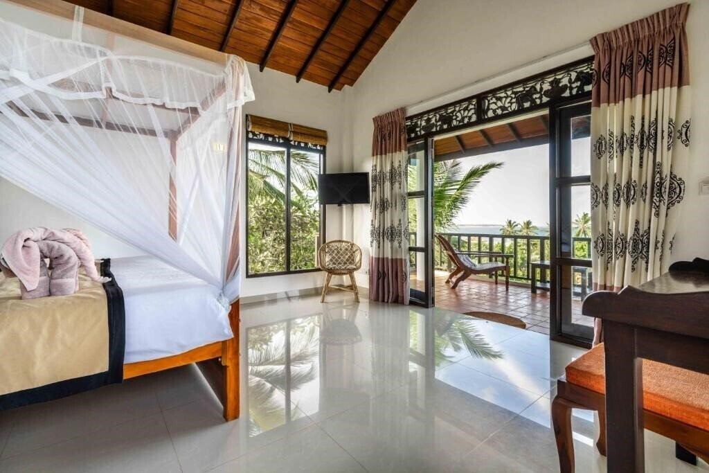 Фото Ananthaya Beach 3*