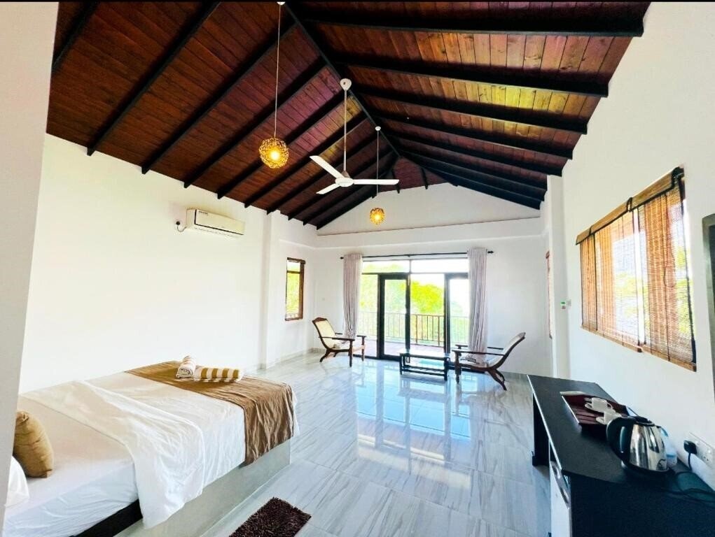 Фото Ashansa Lagoon Resort 3*