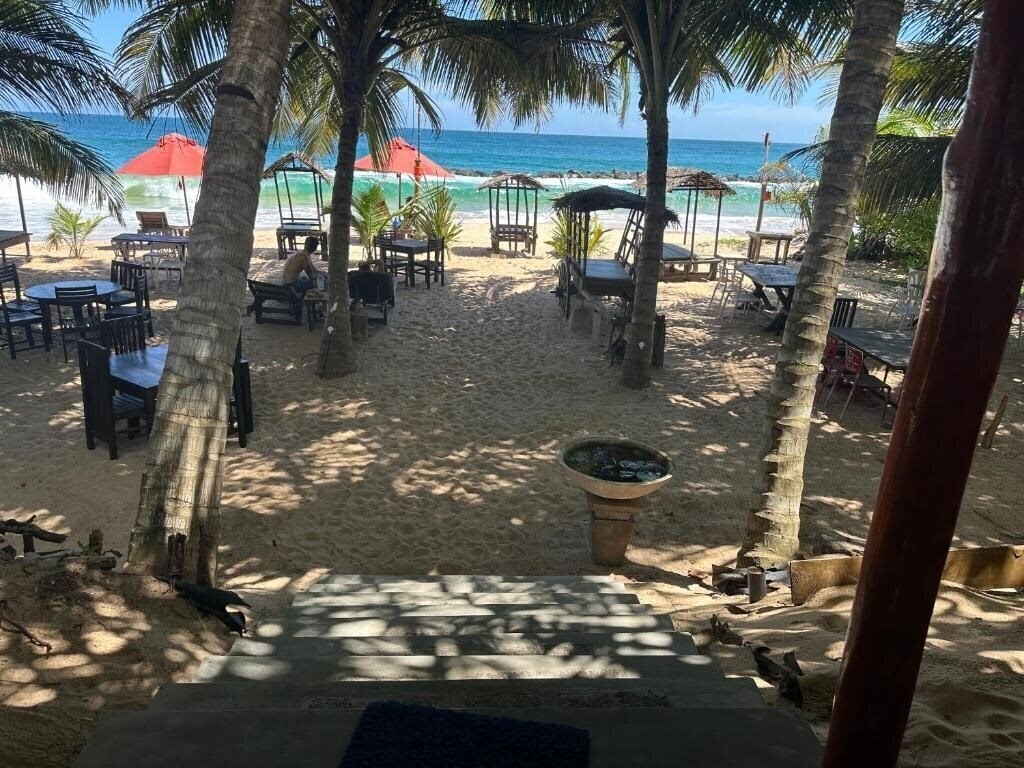 Готель In Lanka Hotel & Restaurant 2*