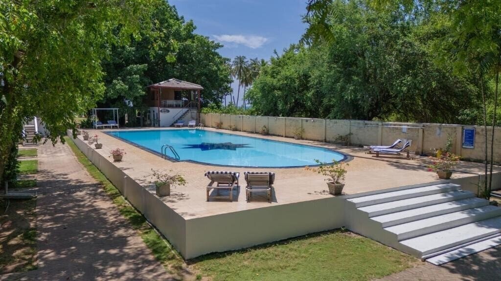 Изображение Pigeon Island Beach Resort 3*