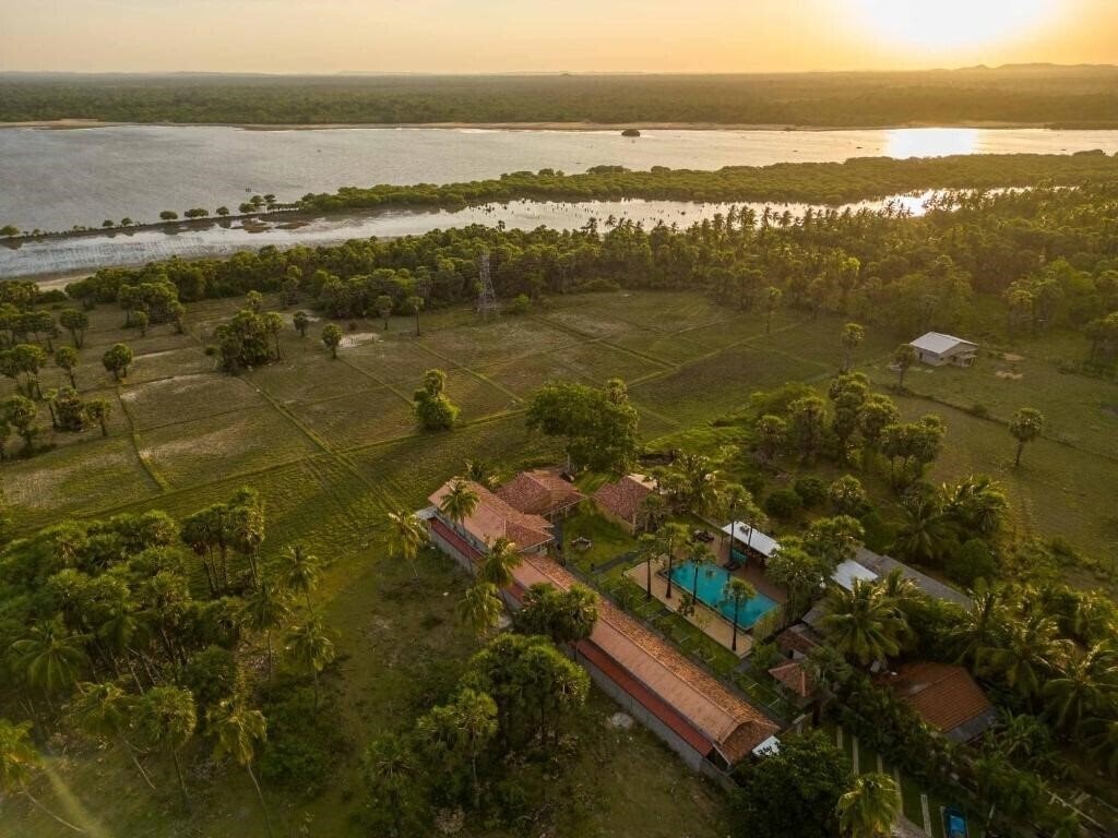 Готель Palmera Eco Resort Nilaveli 3*