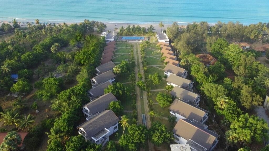 Картинка Uppuveli Beach by Dsk 4*